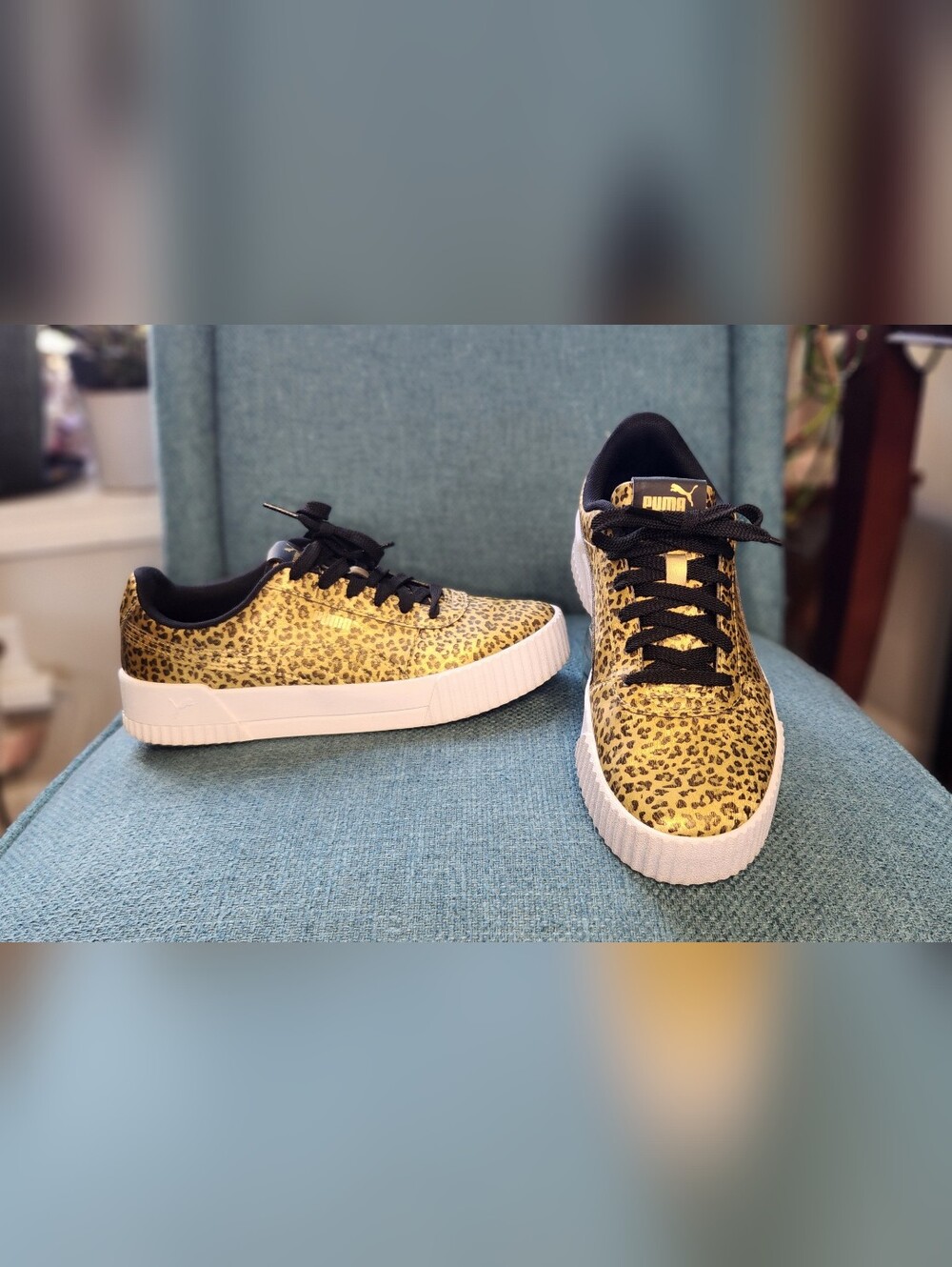 Puma Carina Women's sneaker